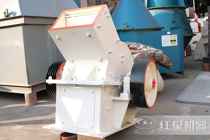 錘式制砂機體積小，占地面積少
