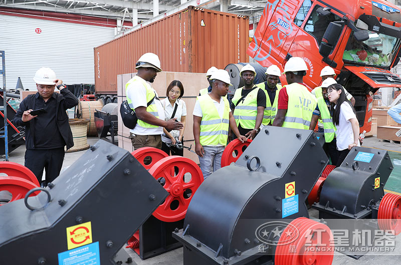 客戶來廠考察設(shè)備