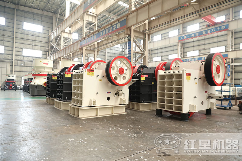 1060破碎機(jī)，紅星機(jī)器廠家車間現(xiàn)貨