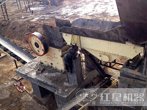紅星公路石料生產線現(xiàn)場