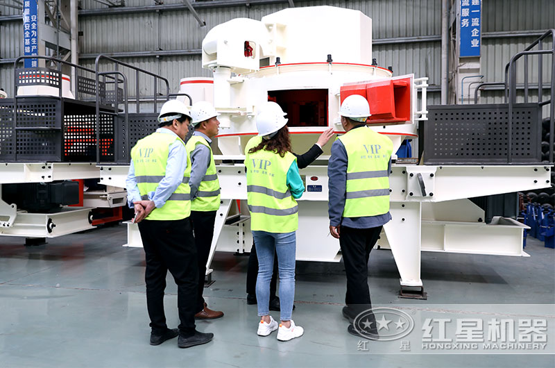 鵝卵石制沙機(jī)用戶(hù)車(chē)間參觀(guān)