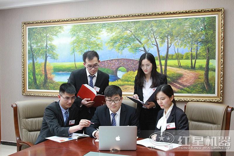 紅星技術(shù)人員專(zhuān)業(yè)性強(qiáng)，可為客戶定制合理的作業(yè)方案