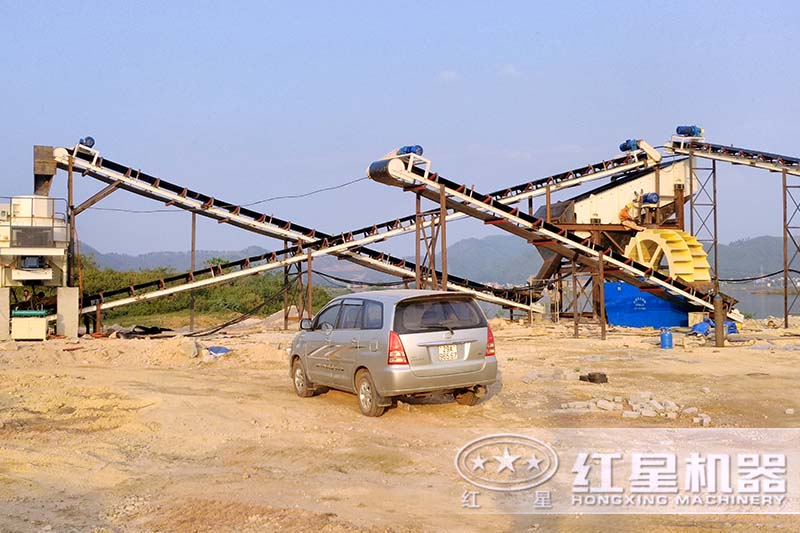 湖南客戶(hù)輪斗式洗沙機(jī)設(shè)備現(xiàn)場(chǎng)