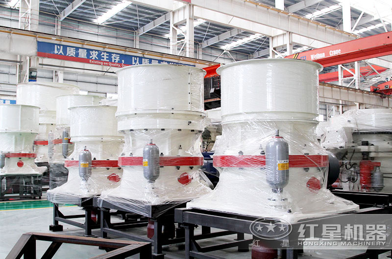 圓錐破立體結(jié)構(gòu)，占地面積小，產(chǎn)量大