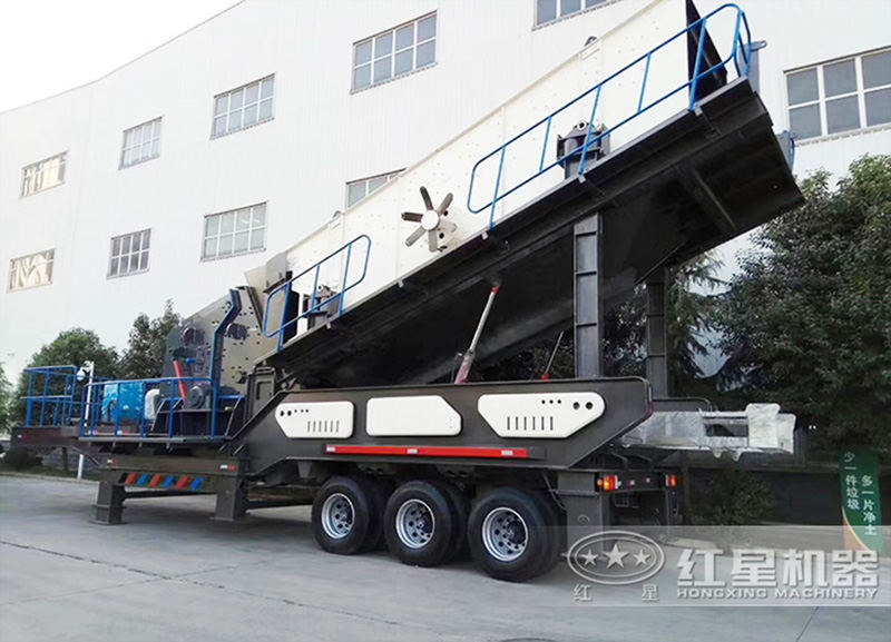 掛上車頭就能跑，輕松穿越平地、山路、沼澤