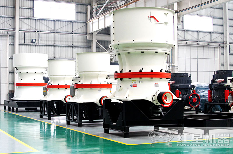 圓錐破的優(yōu)勢(shì)是磨損量低，產(chǎn)量大，型號(hào)齊全，可現(xiàn)貨下單