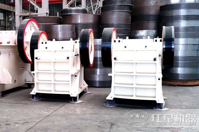 PEX細(xì)鄂式破石機(jī)，出料粒度整齊度高