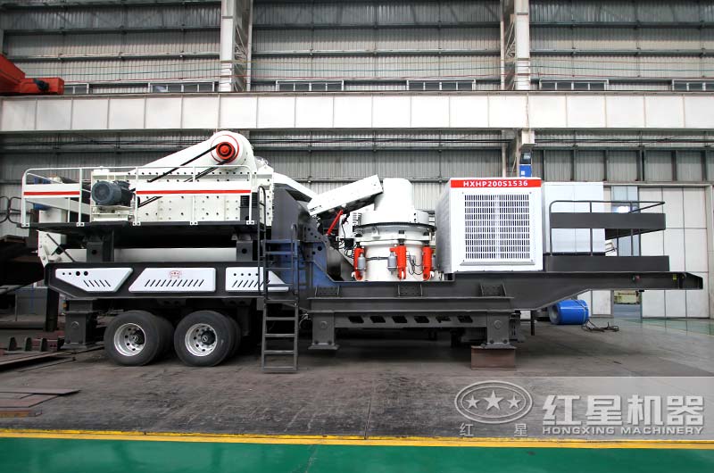 移動(dòng)式圓錐破碎機(jī)，上圖