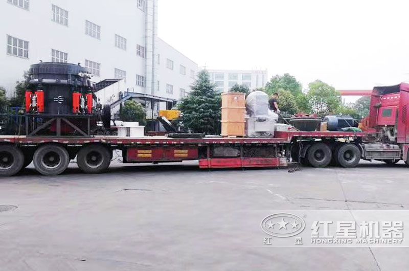 紅星碎石機價格合理，及時發(fā)貨